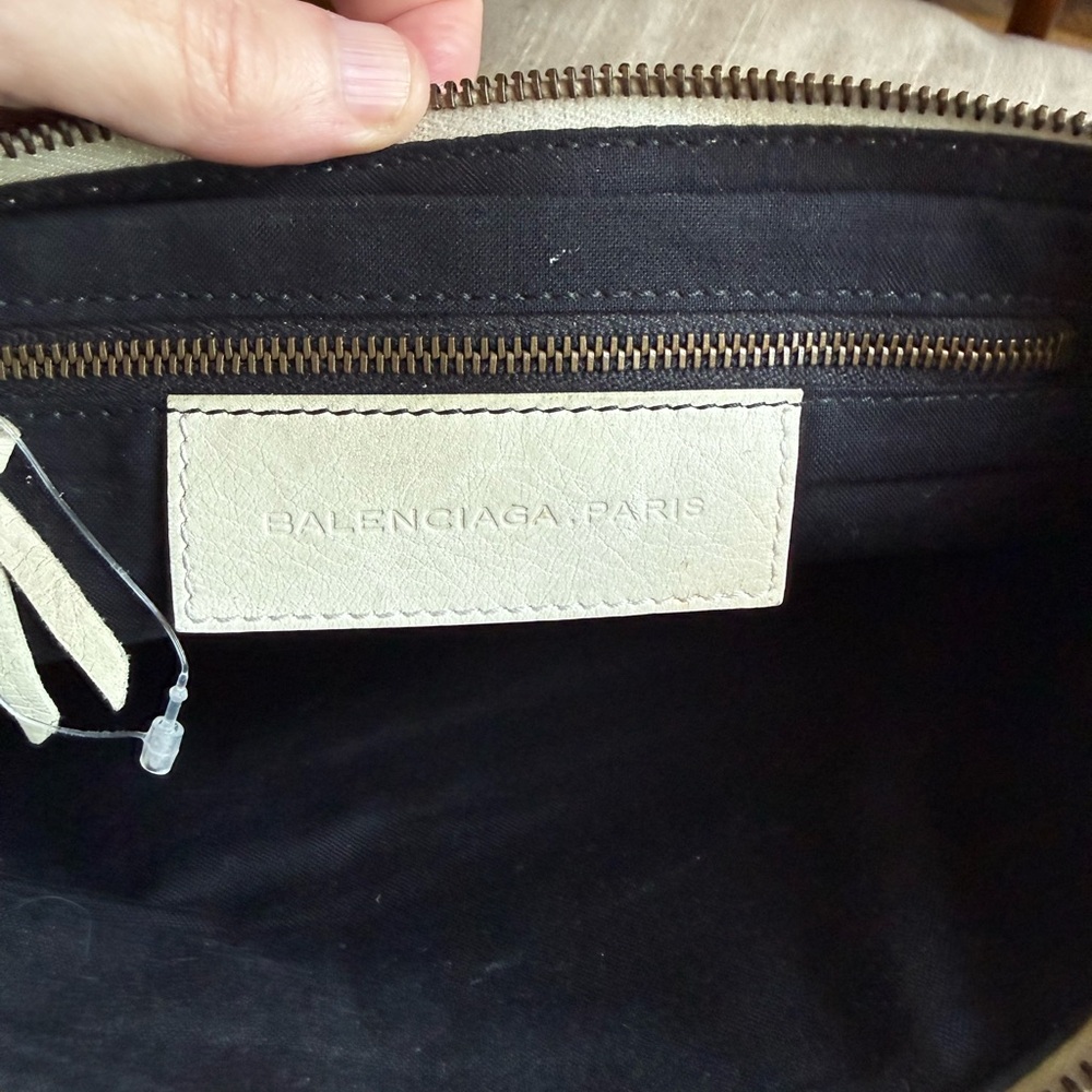 BALENCIAGA 2004/05 City/First Moto Flat Case Clutch w/Strap in White - Picture 7 of 16